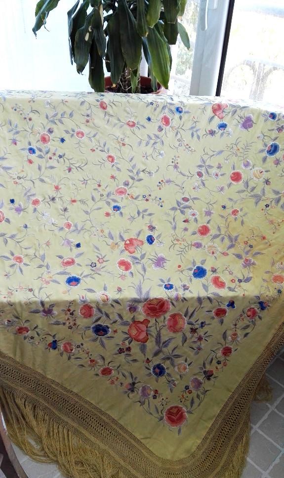 Espectacular mantón de Manila antiguo de palco - Imagen 3